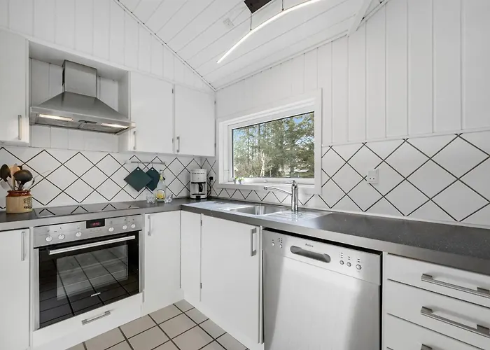 Ingelis - 150m To The Fjord By Interhome *